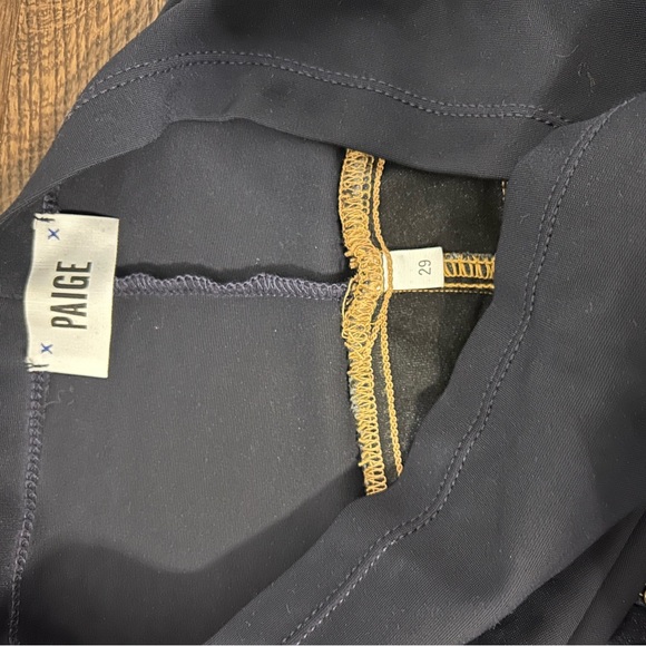 Maternity Paige jeans (over the belly) size 29. - Picture 2 of 3